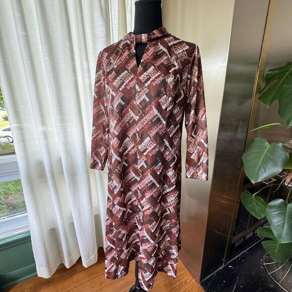 Vintage 70s dress, Mod brown orange and white abstract print, keyhole neckline - Picture 1 of 10